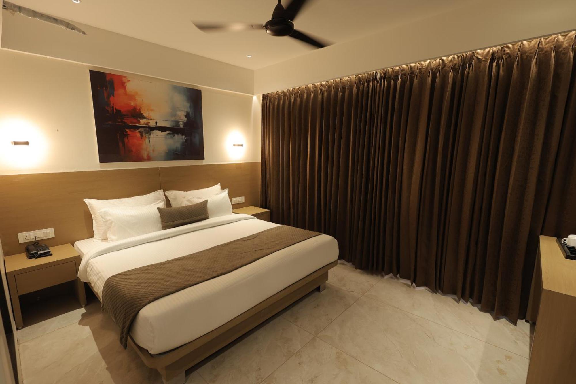Hotel Vrindavan Palace Indore Exterior photo